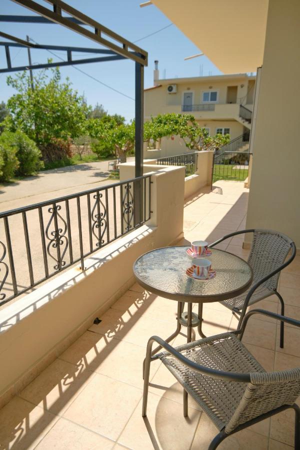 Morfis Getaway Apartment Kalpaki  Exterior photo
